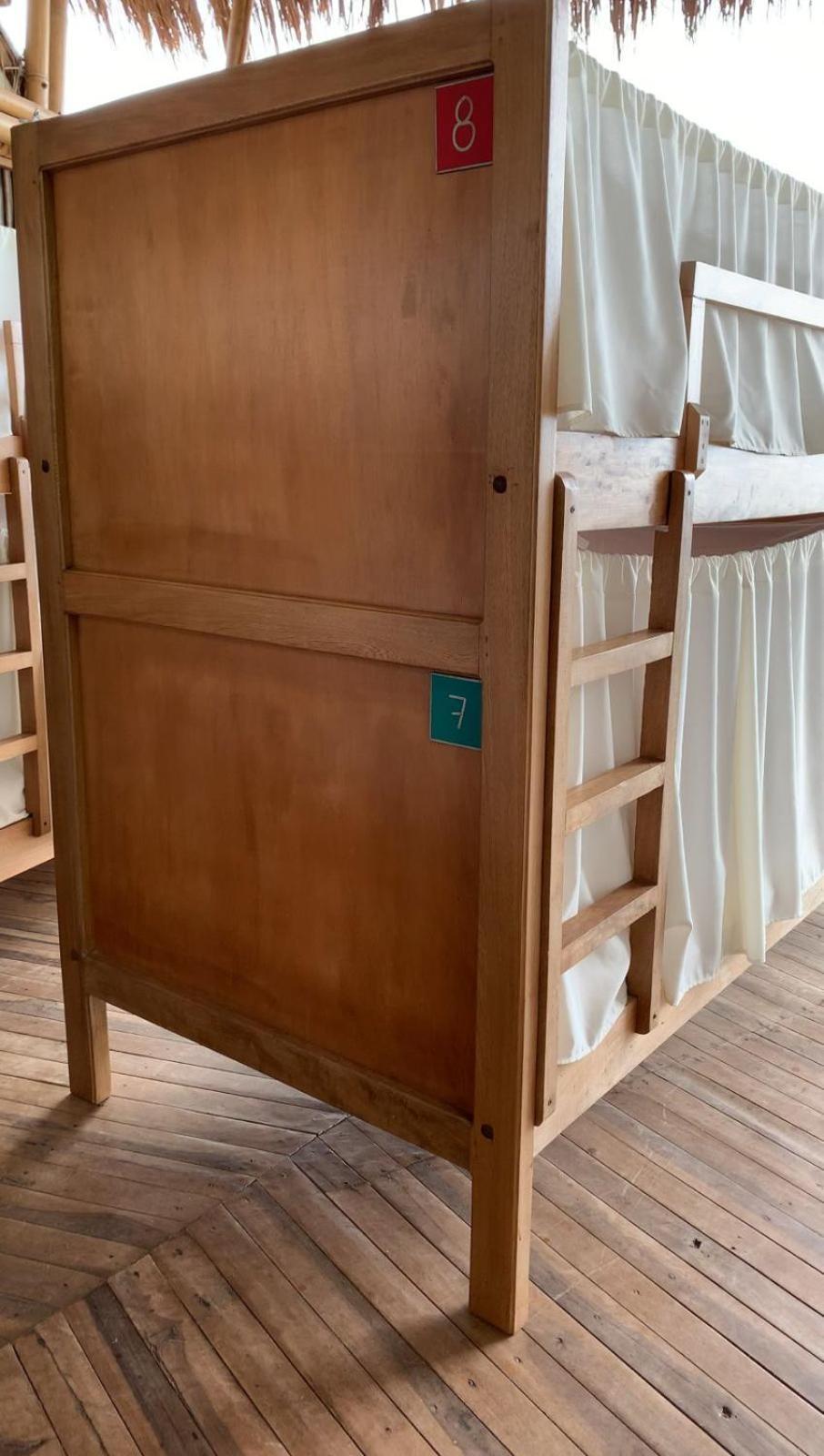 Niuwi Hostel Буритака Экстерьер фото